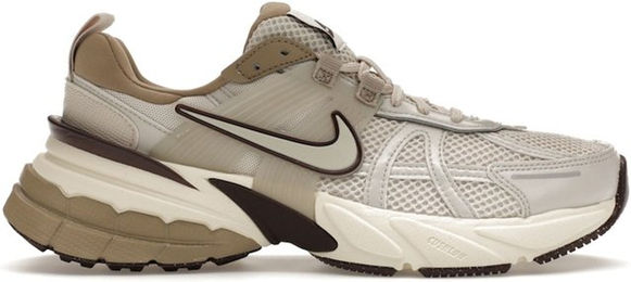 Produktbild von Nike V2K Run Light Orewood Brown Damen Sneaker Creme Khaki Erde FD0736-103 43