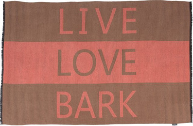 Produktbild von Nomad Tales Bloom Kuscheldecke Coral