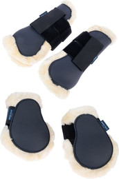 Produktbild von Nomad Tales Set Streichkappen und Gamaschen mit Kunstfell marineblau