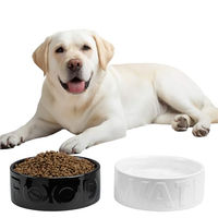 Produktbild von Navaris Hundenapf Set aus Keramik in Schwarz und Weiß für mittelgroße bis große Hunde 2er Set