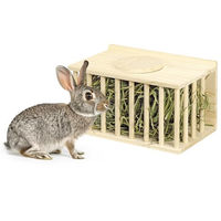 Produktbild von Navaris Meerschweinchen Haus Heuraufe aus Holz für Meerschweinchen und Kaninchen mit Schiebedach in Beige