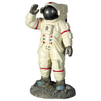 Produktbild von Nobby Aquariendekoration Astronaut Figur und Höhle für Fische in Weiß und Bunt 9,3 x 8 x 17,5 cm
