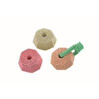 Produktbild von Nobby Bimsstein Nagerstein für Nagetiere mit Halter 3er Pack 90 g - 3 x 30 g