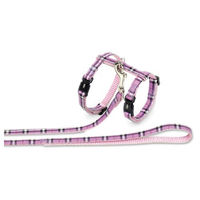 Produktbild von Nobby Garnitur Tartan Lila für Katzen mit Sicherheitsverschluss und verstellbarer Passform