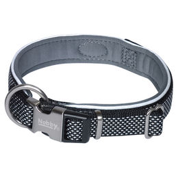 Produktbild von Nobby Halsband Classic Preno Royal aus Nylon in Schwarz mit silbernen Details, verstellbar von 54-65 cm