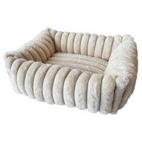 Produktbild von Nobby Hunde Komfortbett eckig Stripe cream 90 x 70 x 21 cm