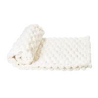 Produktbild von Nobby Hundedecke Diamond Classic aus Fleece in Beige Weiß Größe L