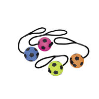Produktbild von Nobby Moosgummi Fußball mit Seil Ø9cm für Hunde