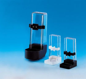 Nobby Pet Family Trinkspender für Vögel aus Kunststoff in Braun und Transparent - 1 Stk. – Bild 1 von 3
