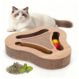 Nobleza 2-in-1 Katzenkratzbrett aus Karton mit Ballspielzeug, dreieckiges Kratzmöbel für Katzen, 33 x 31,5 x 5,5 cm – Bild 1 von 7