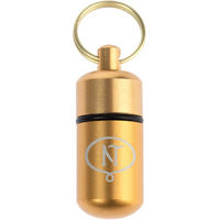 Produktbild von Nomad Tales Adressanhänger Calma aus Aluminium in Matt-Gold wasserfest
