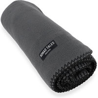 Produktbild von Nomad Tales FIR Tech Rehabilitation Hundedecke aus Polyester in Grau zur Unterstützung bei Entzündungen