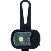 Produktbild von Nomad Tales Spirit USB Leuchtanhänger aus Silikon in Schwarz mit wiederaufladbarem Akku und wasserabweisender Funktion