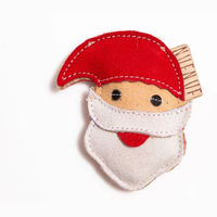 Produktbild von NufNuf Lederspaß Santa Claus Hundespielzeug aus Leder in Rot