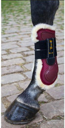 Produktbild von Offene Vordergamaschen für Pferde aus Schaffell, T de T Design