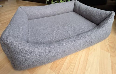 Orthopädisches Hundesofa Ortopedico aus Teddystoff – Bild 1 von 3