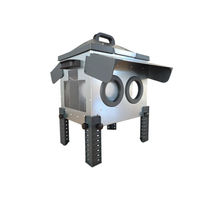 Produktbild von Olba Futterautomat für Hühner Enten und Gänse aus Metall mit Regendach und verstellbaren Füßen 12 kg Grau
