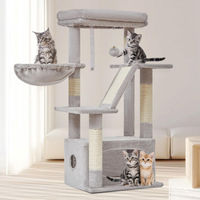 Produktbild von Omgoods Katzenbaum Hellgrau mit 4 Kratzbäumen und Höhlen 98 cm hoch
