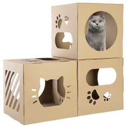 ONVAYA® Kartonhaus für Katzen aus Pappe mit Kratzbrett in Beige – Bild 1 von 13