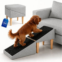 Produktbild von Outentin Haustiertreppe klappbar mit Polster für Hund und Katze, rutschfeste Hunderampe für Sofa und Bett, 72x36x36 cm