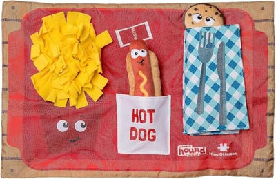 Outward Hound Nina Ottosson Activity Matz Fast Food Fun Intelligenzspielzeug aus Plüsch für Hunde – Bild 1 von 9