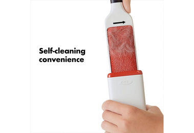 Produktbild von OXO Good Grips Tierhaarentferner selbstreinigende Flusenbürste und Möbelbürste