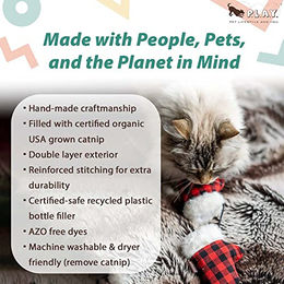 P.L.A.Y. Pet Lifestyle & You Puppia Feline Frenzy Holiday Katzenspielzeug aus Plüsch in Rot – Bild 1 von 3
