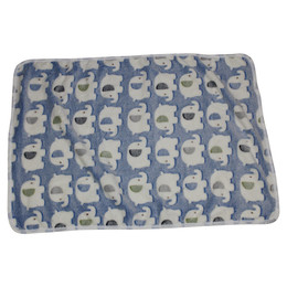 Produktbild von Pettimania Fleece Decke mit Elefanten-Motiv blau