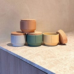 Produktbild von pino Leckerlidose Treat Jar camel brown solid