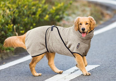 Produktbild von Pisi & Bili Hundebademantel 100% Baumwolle Hundebademantel, Wintermäntel, zum Trocknen