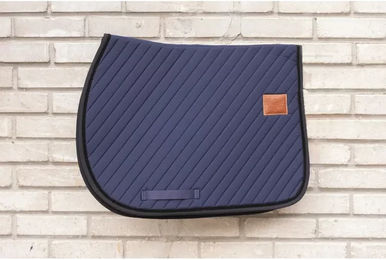 Produktbild von Paddock Sports Satteldecke für Pferde aus Polyester in Schwarz oder Blau
