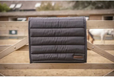 Produktbild von Paddock Sports Sattelunterlage Big Pad für Pferde Schwarz aus Polyester