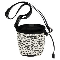 Produktbild von PAIKKA Treat Pouch 2.0 Futterbeutel für Hunde mit Gürtel aus Polyester und reflektierenden Elementen, 12x14 cm