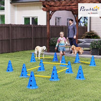 Produktbild von PawHut Agility Set für Hunde aus Kunststoff mit 6 höhenverstellbaren Hürden und 12 Kegeln in Blau und Gelb inklusive Tragetasche