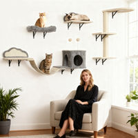 Produktbild von PawHut Katzen Kletterwand Set 4-teilig aus Holz mit Kratzbrett, Bett, Kratzbaum mit Höhle und Leiter in Beige