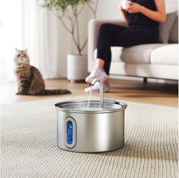 PawHut Trinkbrunnen aus Edelstahl mit leiser Pumpe, LED und Aktivkohlefilter für Katzen und Hunde, 2.5 l, Silber – Bild 1 von 5