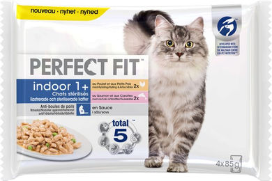 Produktbild von Perfect Fit Sterilise Indoor Adult Katzenfutter Huhn und Lachs Stückchen in Sauce 52 x 85 g - 96 x 85 g
