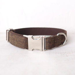 Personalisiertes Hundehalsband mit Gravur und passender Leine von Pfoten-Boutique Braun XL – Bild 1 von 1