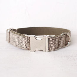 Personalisiertes Hundehalsband mit Leine aus Stoff von Pfoten-Boutique in Beige Größe S – Bild 1 von 1
