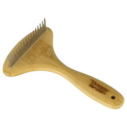 Produktbild von Pet-Joy Products The DoggyBrush Curry Comb Pflegekamm aus Bambus für Hunde in Beige