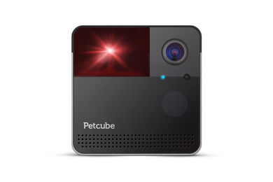 Petcube Play 2 WLAN Haustierkamera mit Laserspielzeug für Hunde und Katzen mit 1080P HD Video und Nachtsicht – Bild 1 von 10