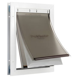 Produktbild von PetSafe Hundeklappe aus Aluminium in Größe M wasserdicht und transparent