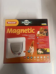 PetSafe Staywell Magnetic Classic Katzenklappe für Katzen in Weiß - 1 Stk. – Bild 1 von 13