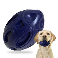 Produktbild von Petsation Kauspielzeug Ball aus Naturkautschuk Blau für Hunde