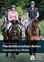 Pferdeführerschein Reiten Faszination Ausreiten Standardwissen für Reiter Lehrbuch vom FN Verlag – Bild 1 von 1