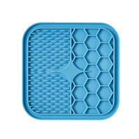 Produktbild von Pfoten-Boutique Schleckmatte aus Silikon für Hunde in Blau 15x15 cm
