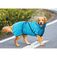 Produktbild von Pisi & Bili Hundebademantel aus 100% Baumwolle für erwachsene Hunde in Türkis