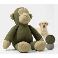 Produktbild von PIUPET Hundespielzeug Affe XXL aus Baumwolle mit Quietscher in Beige und Grün