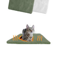 Produktbild von PiuPet Selbstheizende Katzendecke aus Fleece in Grün für Katzen aller Altersstufen - 1 Stk.