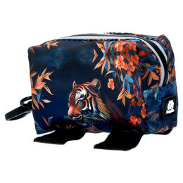 PoopyGo Kotbeutelspender Eco Bag Tiger für Hunde mit Karabiner und Klettverschluss – Bild 1 von 4